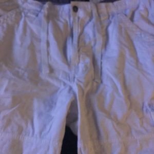 Men’s white cargo shorts size 36